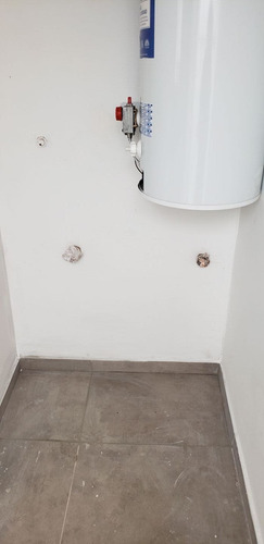 Imagen 11 de 12 de Venta Ph Reciclado A 5 Cuadras Subt H Y Sobre Avenida Financ