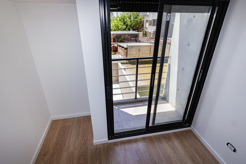 Santa Fe Al 3300 Venat Departamento 1 Dormitorio En Rosario