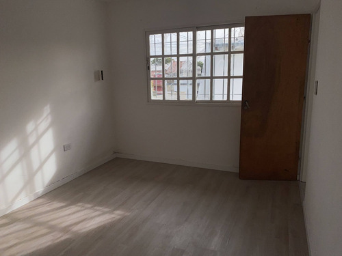 Imagen 6 de 13 de Ph En Venta En Tolosa La Plata