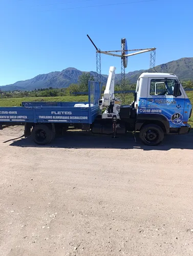 Camión Volkswagen Con Hidrogrúa Caja Pl Barandas Rebatibles.