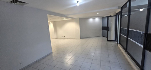 Oficina De 120m2 Por Av De Las Fuente En Lomas De Tecamachalco