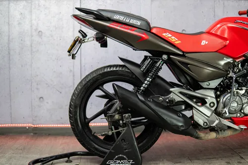 Bajaj Pulsar Ns 125 2025