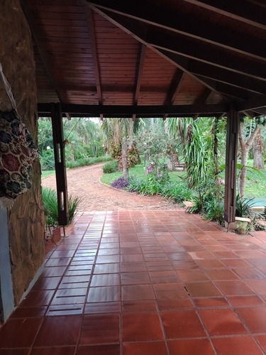 Imagen 27 de 30 de Alquilo Casa Quinta C/ Pileta Quincho Y Fogón En Cataratas