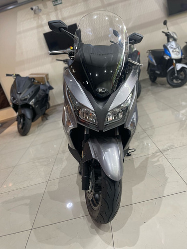 X-town 250 Maxi Scooter Kymco No Qj Voge Sym Burgman