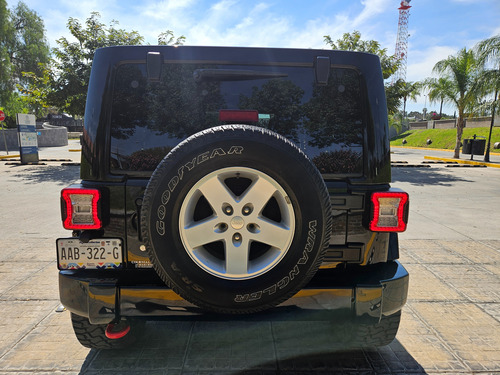 Jeep Wrangler 3.6 Unlimited Sahara V6 4x4 At