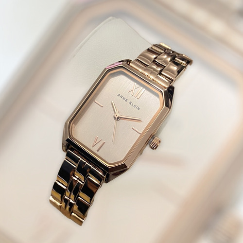 Reloj De Vestir De Cuarzo Japonés Para Mujer Anne Klein Con