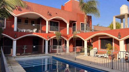 Complejo Turistico Barrio Artalaz Piscina