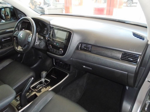Imagem 4 de 11 de Mitsubishi Outlander Comfort Pack 2.0, Qnr6214
