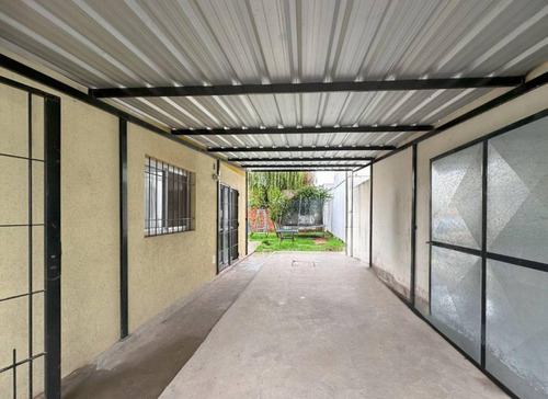 Casa En Venta - 2 Dormitorios 1 Baño - Santa Fe
