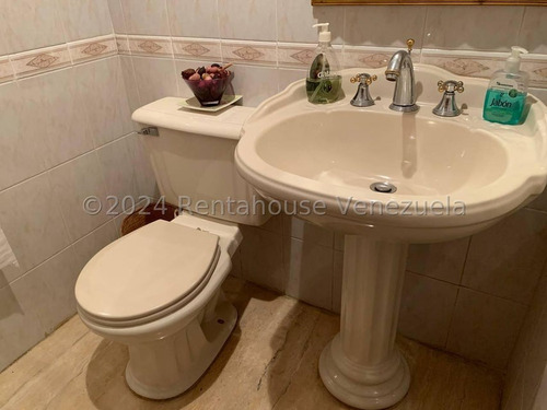Apartamento En Venta Urb. Miranda Jose Carrillo Bm Mls #24-14190
