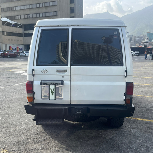 Toyota Hembrita 2006 Impecable