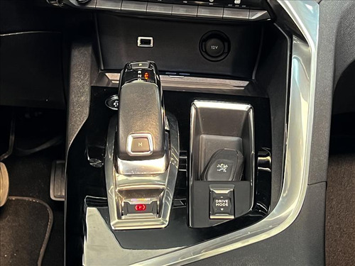 Peugeot 3008 1.6 Griffe Aut.