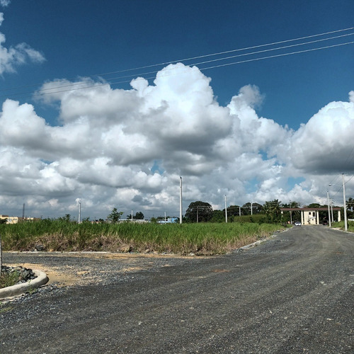 Imagen 11 de 12 de Especial De Solar En Venta De 270 M2 / Villa Mella / Titulos Deslindados / Descuentos Por M2 Y En El Inicial / Ubicado A 8 Minutos De La Línea Del Metro Mama Tingo . Pregunta Por El Descuentos