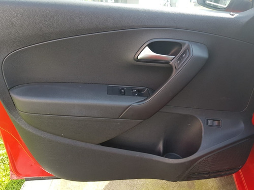 Imagen 14 de 15 de Vento Comfortline Tiptronic 2019