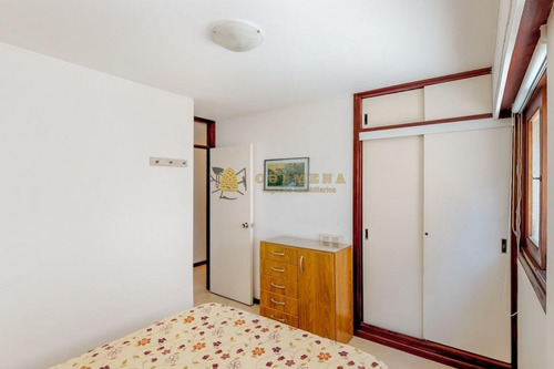 Apartamento En Peninsula, Cerca Del Puerto De 2 Dor, 1 Baños.- Ref: 1856