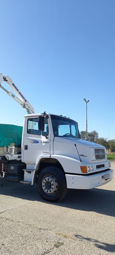 Imagen 3 de 13 de Merecedes Benz 1624 (anticipo + Financiacion)