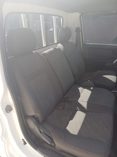 Kia Bongo 2.5 Luxo 4x2 Rs Turbo C/ Carroceria 2p