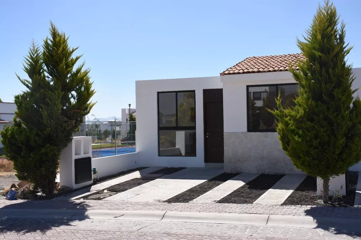 Venta De Casas De Una Planta En Ciudad Maderas, Oportunidad