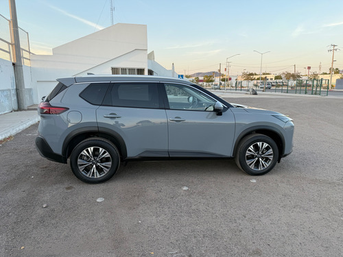 Nissan X-Trail 2.5 Exclusive 3 Row Cvt