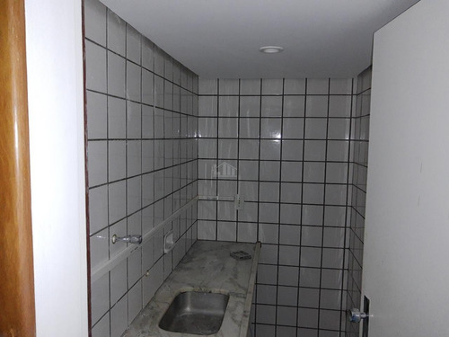 Imagem 10 de 14 de Sala, Qrts Para À Venda, Com 40,00 M², No Praia Do Canto,vitória. - 996