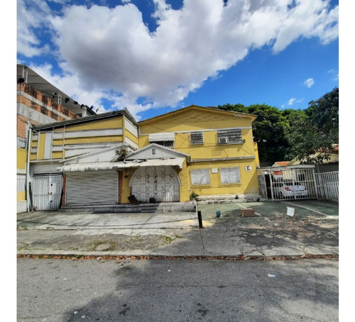 Se Alquila Casa Comercial En La Carlota Para Remodelar