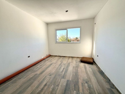 Venta Duplex 2 Dorm Barrio Jardin A Estrenar