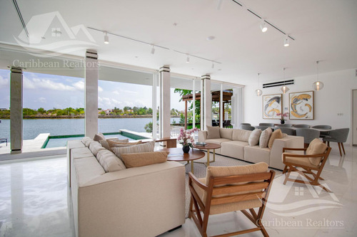 Casa En Venta En Lagos Del Sol