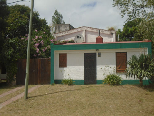 Alquilo Casa En Villa Gesell Avenida 7 Y Paseo 133. Vacaciones De Invierno 2024