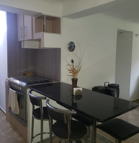 Imagen 9 de 14 de Apartamento En Venta En Laguna Ii (marco 04243431163)