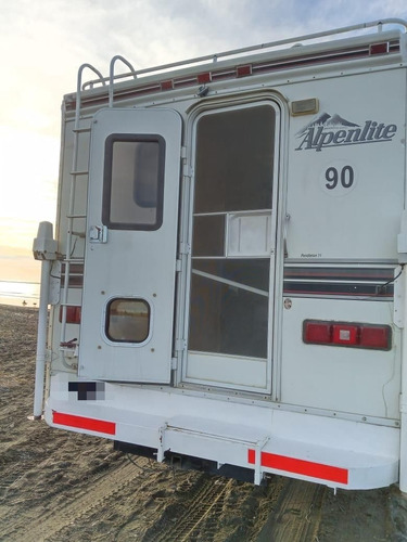 Imagen 5 de 10 de Camper Americano Y Camioneta Dodge Ram 2500