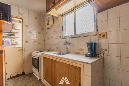 Imagen 9 de 12 de Venta, Centro, Apartamento 3 Dorm Y Balcon Scio.