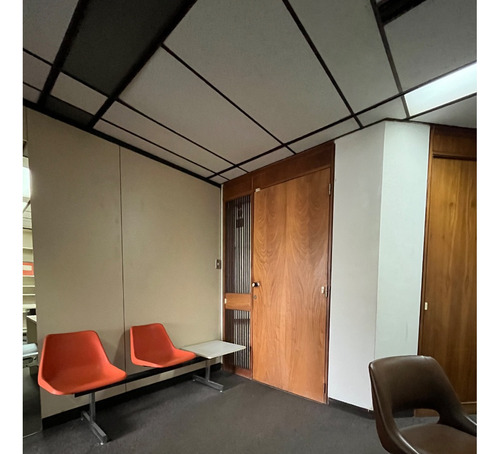 En Venta Oficina De 128 M2 (piramide Invertida) Ccct - Chuao