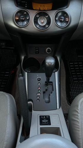 Toyota RAV4 2.4 4x4 At
