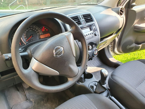 Nissan March Active Pure Drive F2