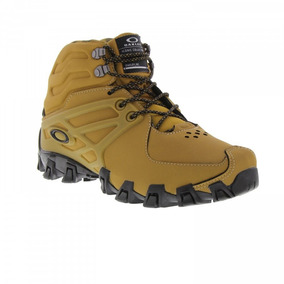 bota oakley bunker