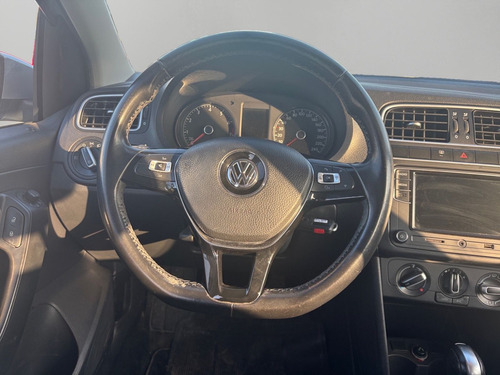 Volkswagen Polo 1.6 L4 Sound Tiptronic At
