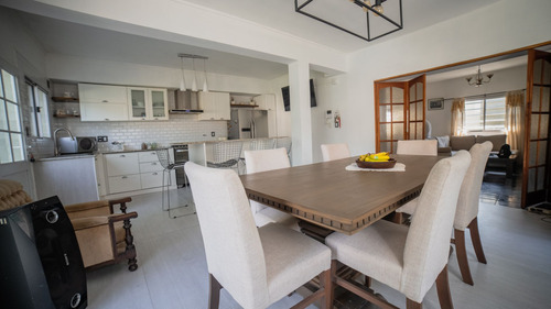 Casa 3 Dormitorios En Venta En City Bell 