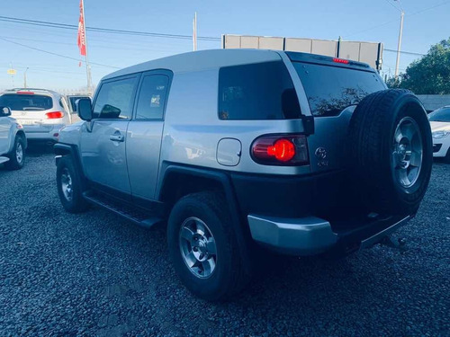 Toyota Fj Cruiser 3p Premium Aa Ee Ra Abs 4x4 At 2008