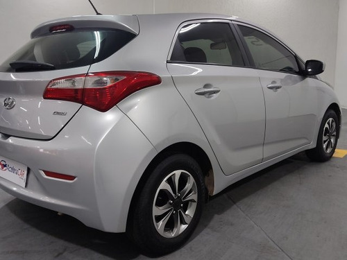 Imagem 4 de 15 de Hb20 1.0 Comfort 12v Flex 4p Manual