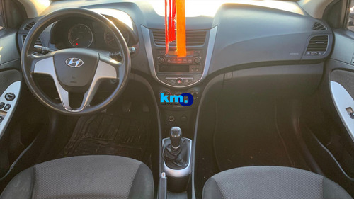 Hyundai Accent 1.4 Cvvt Gl Full Sedan