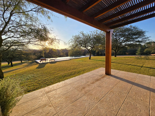 Córdoba, Anisacate, Casa De 3 Dormitorios, Arroyo Y Visuales A Las Sierras