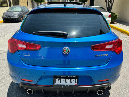 Alfa Romeo Giulietta 1.8 Quadrifoglio Verde Ddct At