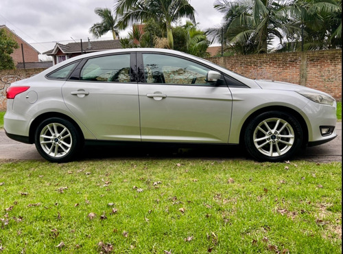 Ford Focus III 1.6 Sedan S