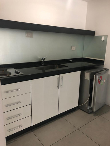 Moderno Y Amplio Ambiente 58 M2!! Apto Prof. Seg 24 Hs