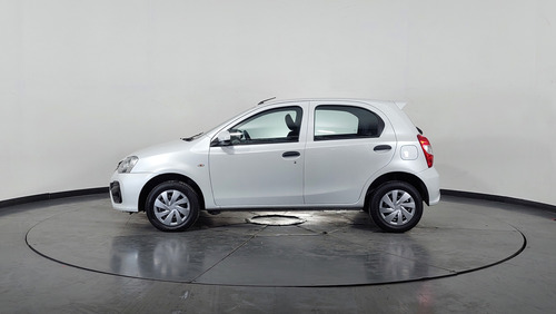 Toyota Etios 1.5 X MT