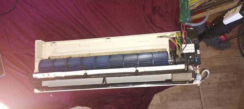 Ar Condicionado Carrier Split 12.000 Btus Todo Higienizado (Recondicionado)