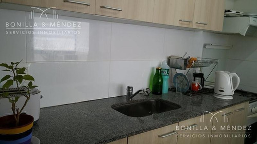 Torres Barcelona, Bloque Ii, 3 Dormitorios, Alquiler Anual, Gastos Comunes Incluidos