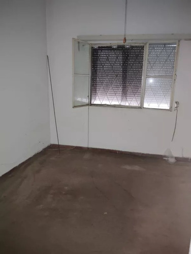 Vendo ! Casa De 2 Dormitorios Con Opción 3 O 4.