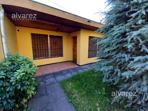 Venta Casa 3 Dormitorios Ituzaingó Con Cochera