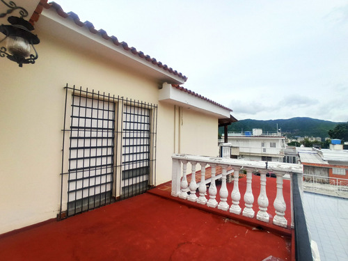 Imagen 19 de 27 de Se Vende Casa 600m2 5h+s/4b+s/5p Vista Alegre